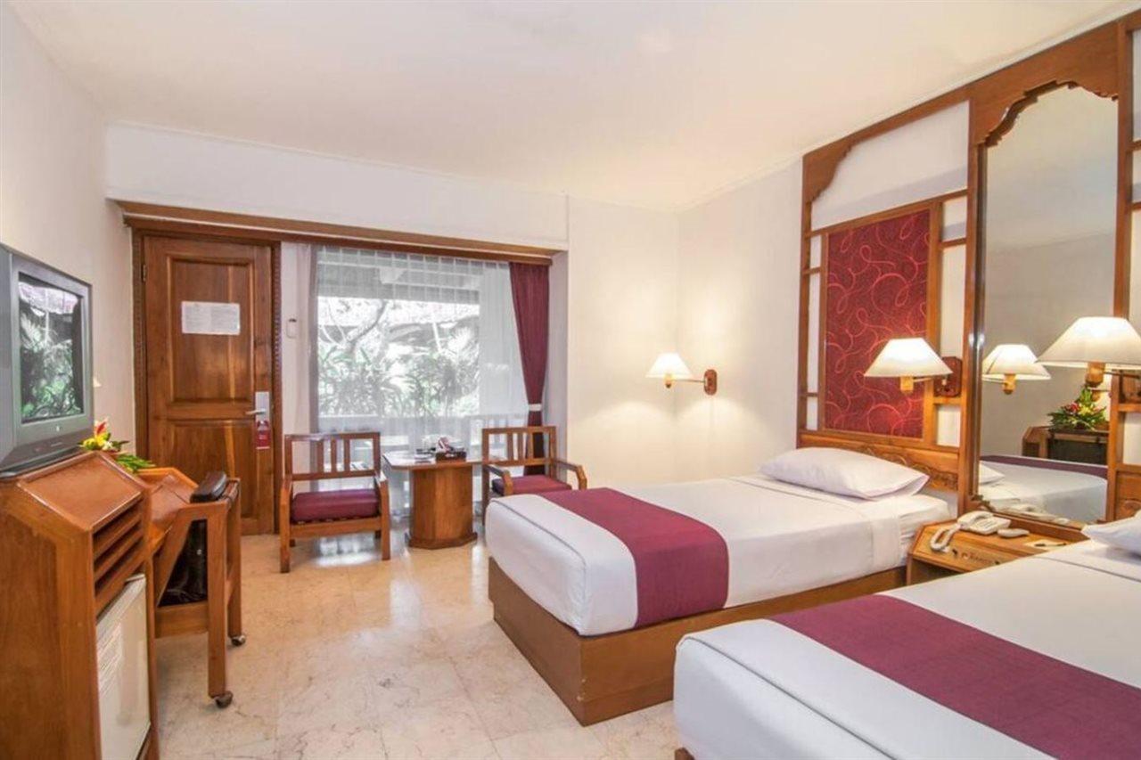 קוטה לומבוק Hotel Bounty Kuta מראה חיצוני תמונה