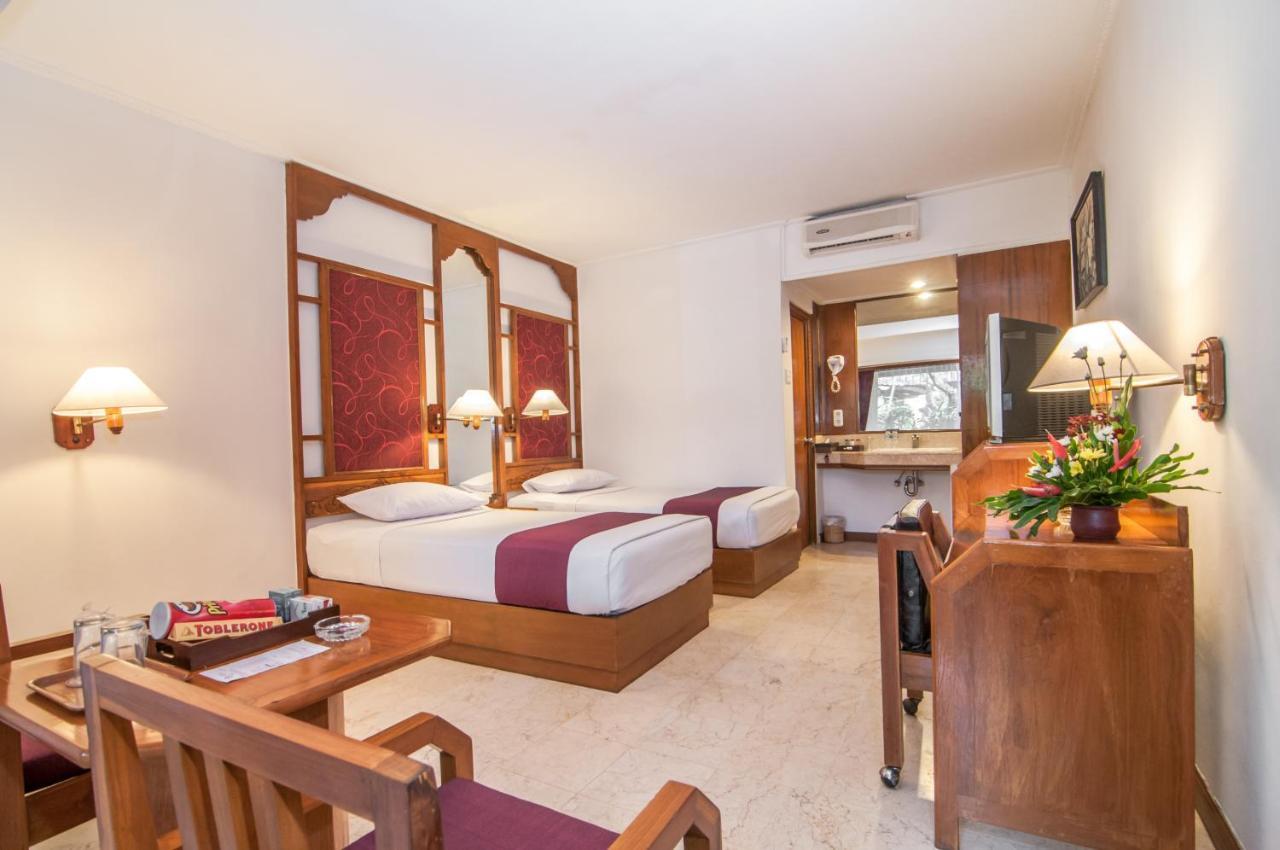 קוטה לומבוק Hotel Bounty Kuta מראה חיצוני תמונה